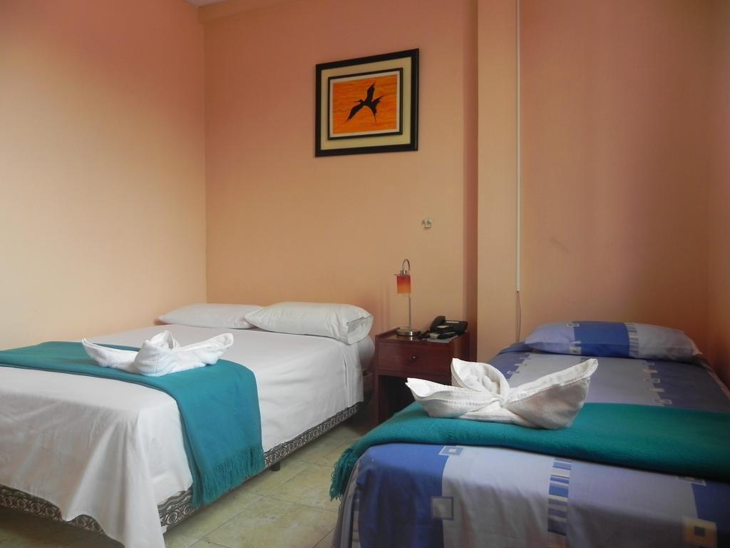 Hostal La Posada De Jose Carlos Puerto Baquerizo Moreno Oda fotoğraf