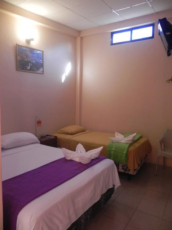 Hostal La Posada De Jose Carlos Puerto Baquerizo Moreno Oda fotoğraf