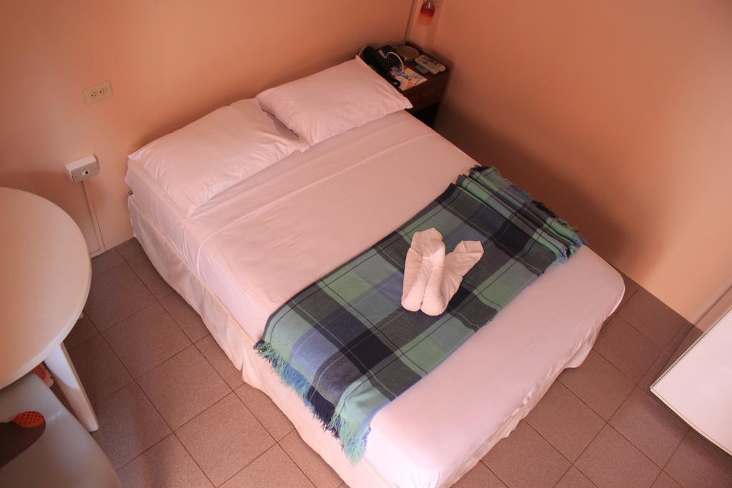 Hostal La Posada De Jose Carlos Puerto Baquerizo Moreno Dış mekan fotoğraf